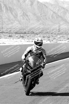 media/Apr-10-2022-SoCal Trackdays (Sun) [[f104b12566]]/Around the Pits/